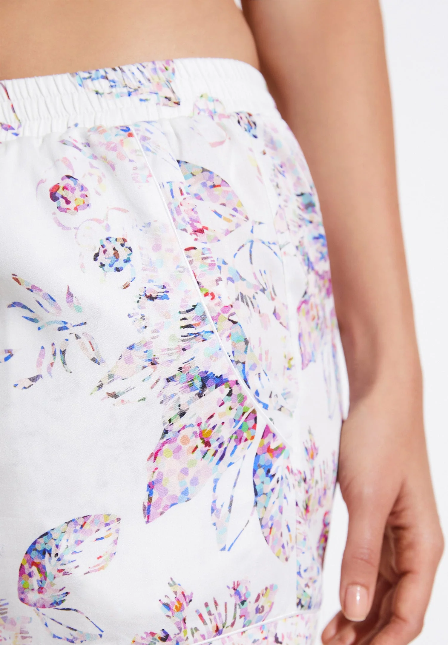 Cotton Sateen Print | Shorty - pixel flowers - Image 3